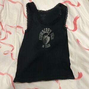 Brandy Melville Lace tank
